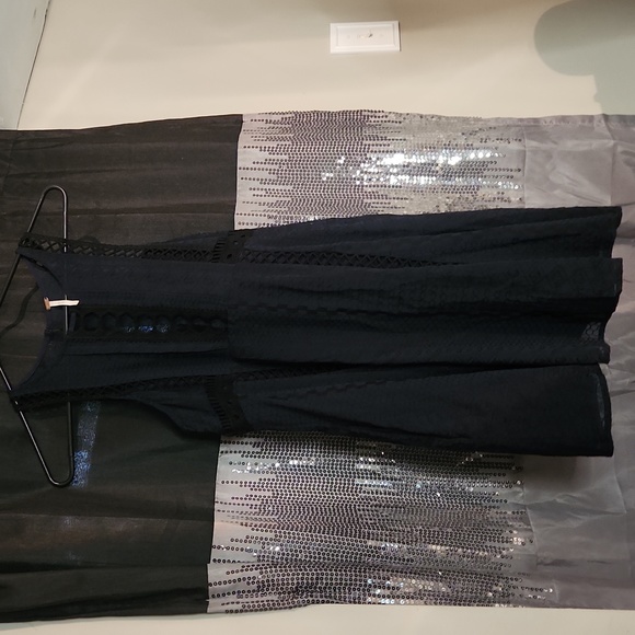 ⭐️FREE PEOPLE DRESS - Picture 1 of 4